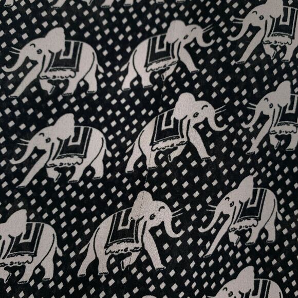 41Hawthorn Elephant Tank Top Blouse Black Beige V Neck StitchFix Womens Small - Picture 8 of 8